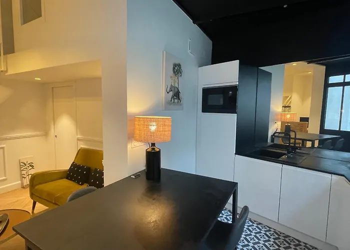 Au ! Le Petillant Leclerc - Place D'erlon - Hyper-centre - Gare * Reims